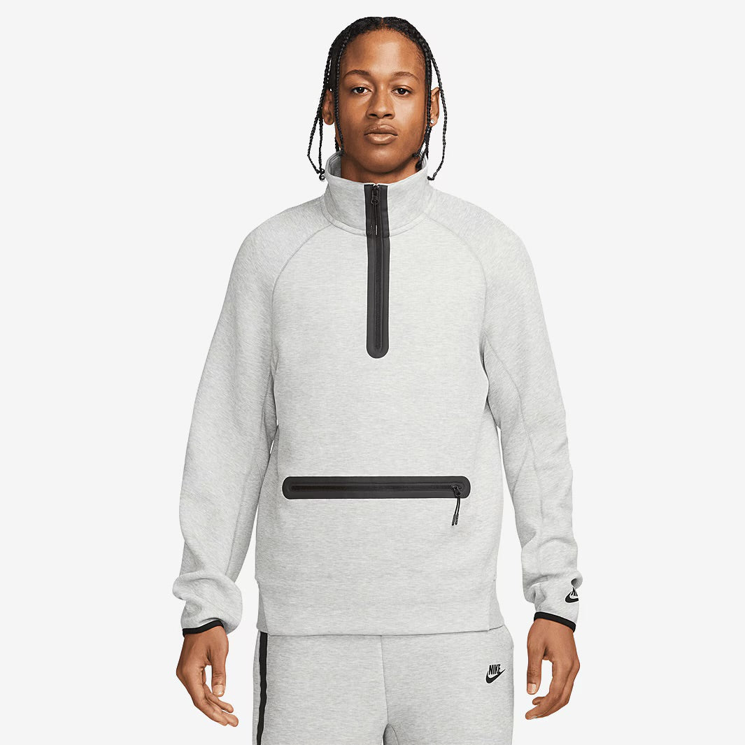 Haut Zip N*ke T*ch Fl*ce